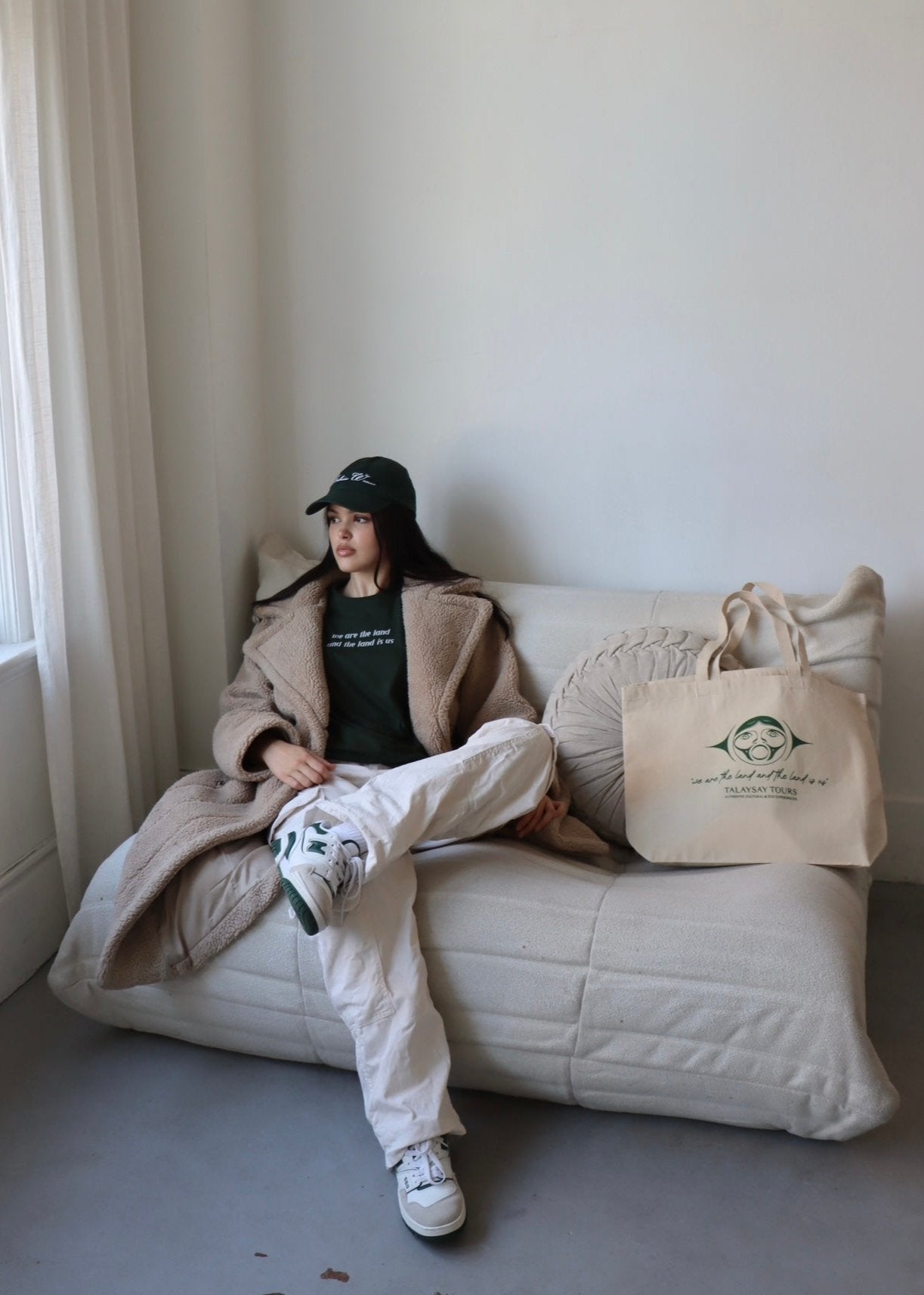 WE ARE THE LAND  T-SHIRT FOREST GREEN